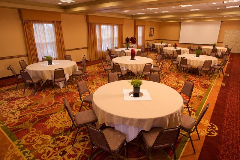 Residence Inn Springfield Hotel